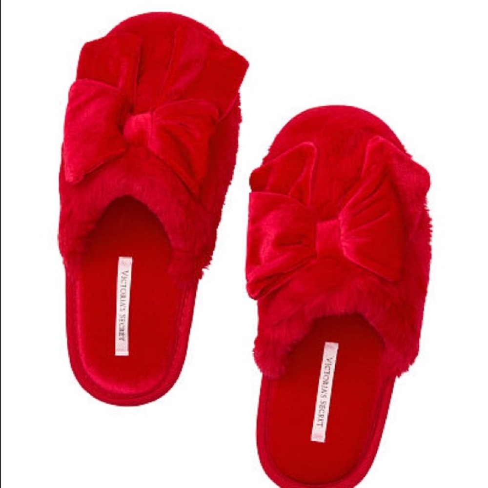 Victoria’s Secret Velvet Bow Slipper -Red Licorice